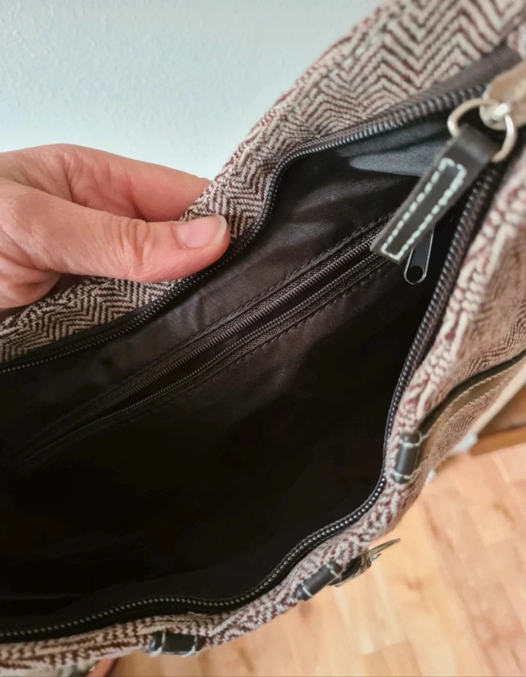 Burgundy wool bag – photo 4